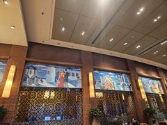 -香格里拉鱼跃地中海西餐厅·牛排披萨