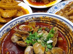 -爆炸头阿姨小四川正宗川味小吃(无任何分店)