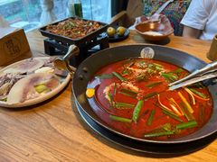 -贵厨酸汤牛肉(小十字店)