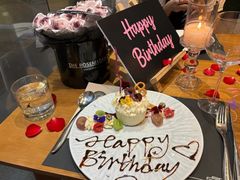 -Mark&Mars Restaurant