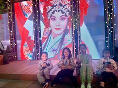 -南湖公园地摊集市