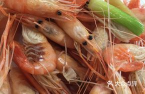 Salt-Roasted Small River Shrimp