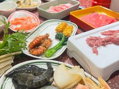 -四囍码头海鲜烧烤自助火锅(外滩南京东路悦荟广场店)