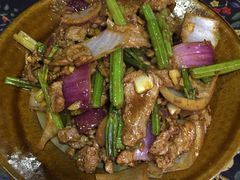 小炒黄牛肉-苗湘食府(十年店)