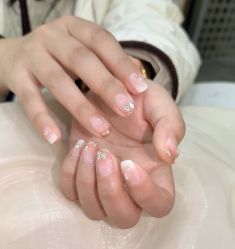 -雅洁美甲美睫