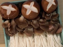 -潮牛壹号鲜牛肉火锅(光谷天地店)