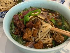 -镇南锅盖面馆(解放路店)