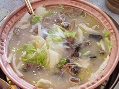 -阿婆情腊排骨火锅(金虹路店)