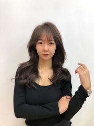 -BULB STUDIO 巴柏明星发型工作室