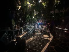 -OZONE 顶楼酒吧(香港丽思卡尔顿酒店)