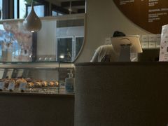 -VERIE BAKEHOUSE