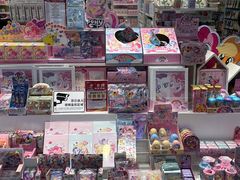 -名创优品(山东青岛市新业广场店)
