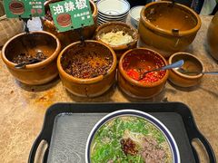 -云阿蛮云南生烫牛肉米线(奉贤路店)