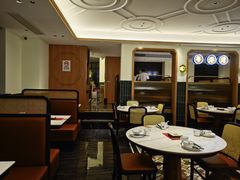 -粤港湾砂锅粥·宵夜(宝龙店)