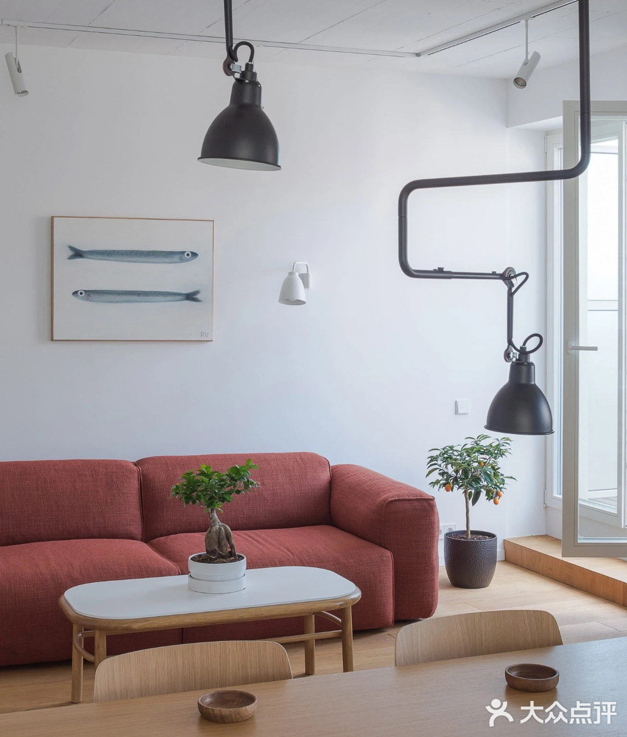 今日分享[礼花]入户衣柜清新自然，障子门隔断，卫生间超有质感！