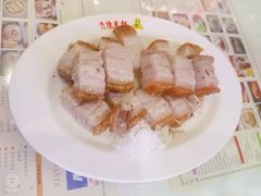 脆皮烧肉-澳门陈光记烧味饭店(郎家园店)