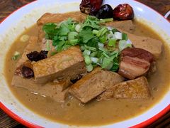 -闯关东东北农家菜(崂山石老人店)