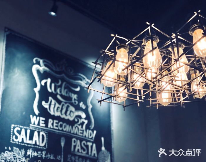 HELLO 27 意面·沙拉·帕尼尼图片