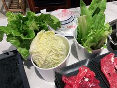 -潮牛宴·鲜牛肉自助火锅烤肉(龙岩新罗万达店)