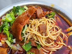 -薛记襄阳香辣牛肉面(平安路店)