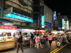 -六合夜市