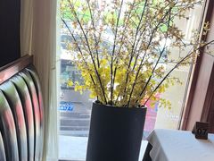 -八府香鸭·啫啫煲(华山路店)