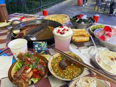 -赵美丽·重庆社区火锅·直营店(火车东站·中豪国际店)