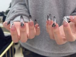 -尤米一站式美甲美睫