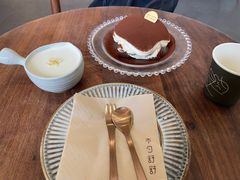 -半勺舒舒生日蛋糕店