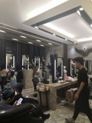 -AKOZO Beauty Salon