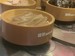 -龍歌自助小火锅(市南金茂湾店)