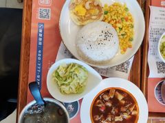 -海盗虾饭·剥好的小龙虾饭(SOHO尚都店)
