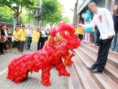 开业舞狮-昂立少儿成长中心(普陀星方汇校区)