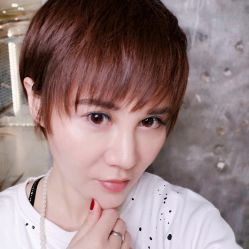-AYO SALON