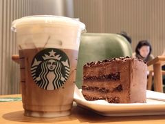 -星巴克(成都市中海右岸环宇坊店)