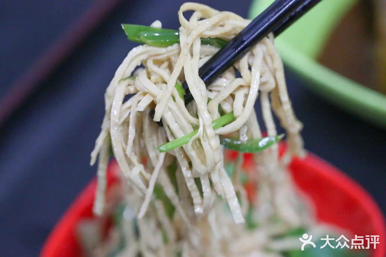 瞅瞅上戏的食堂吧！