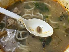 -云阿蛮云南生烫牛肉米线(奉贤路店)