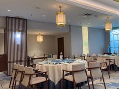 -满江红四季餐厅 · 国家五钻级酒家(新纪元大酒店店)