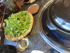 -大匠工房古船木艺术餐厅·猪肚鸡专门店(长白仙岛店)