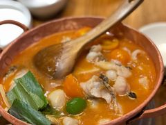 版纳野果酸汤鱼-云海肴·汽锅鸡·云南菜(天津国金汇店)