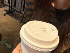 -星巴克臻选(北京嘉里中心第二店)