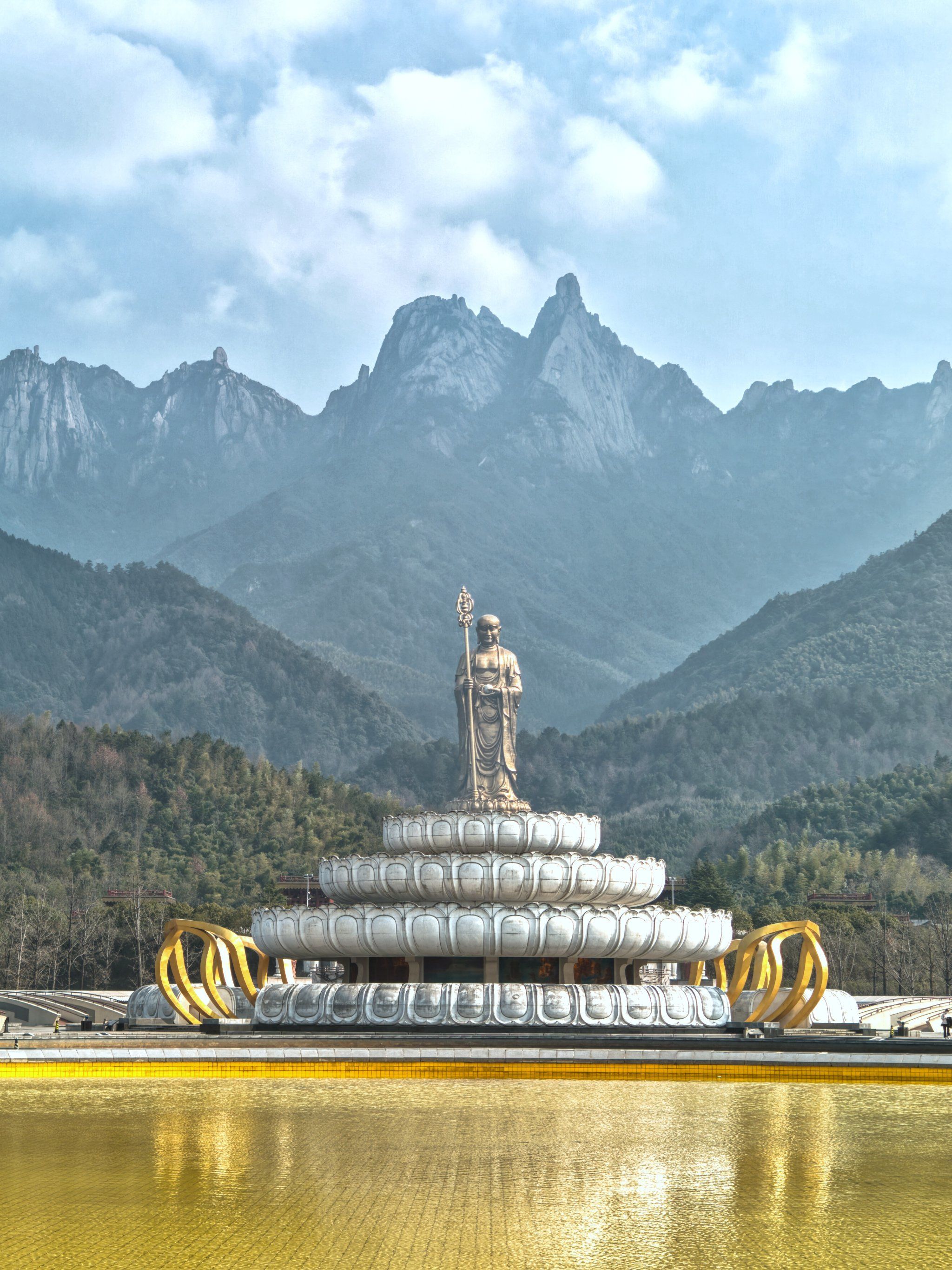 0元玩转这座城#九华山#九华山大愿文化园
九华山免费的景区,大愿