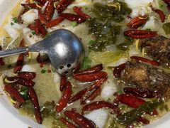 -江渔儿酸菜鱼(东厦一百店)