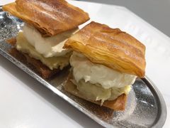 榴莲千层酥-多乐浠·DOROTHY·港式甜品(和兴广场店)