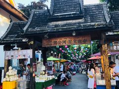 -东南亚风情赶摆街夜市