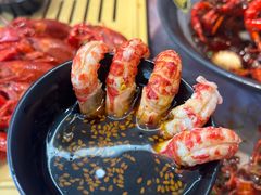 -肥肥虾庄·金牌油焖大虾(汉口城市广场店)