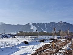 -丝绸之路山地度假区滑雪场