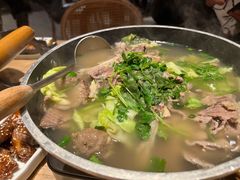 -川堂风·跷脚牛肉·乐山爆炒(宝山日月光店)