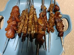 -街角等你.大连海鲜烧烤.经典铁板海鲜串(西安路店)