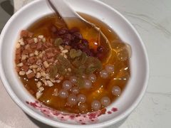 -渝是乎酸菜鱼·川渝小炒(新世界百货望京店)
